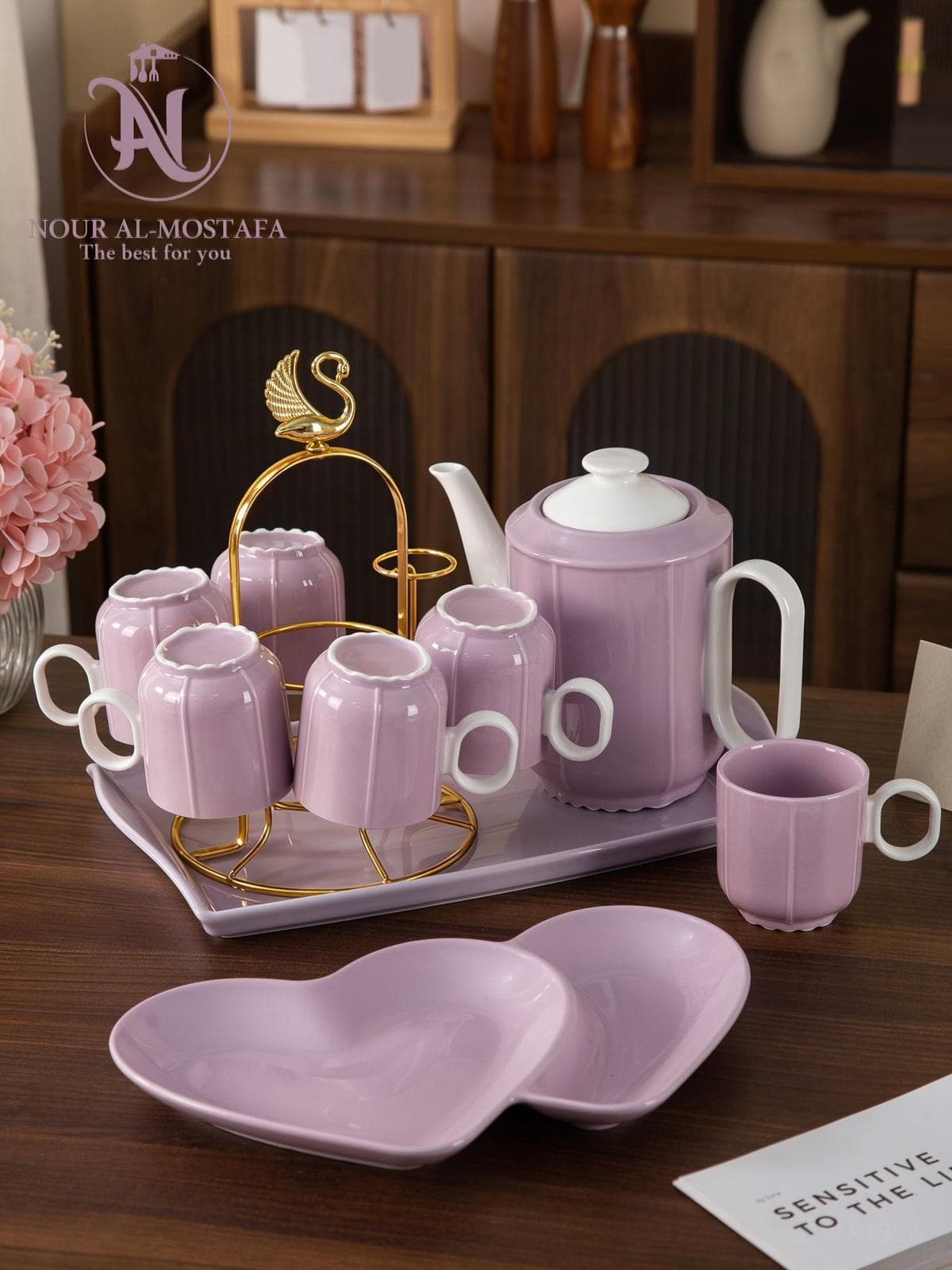طقم شاي 10 قطع موف بتصميم مضلع مع حامل بجعة ذهبي وطبق قلبي